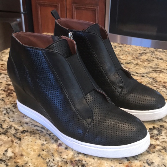 bape x undefeated x timberland